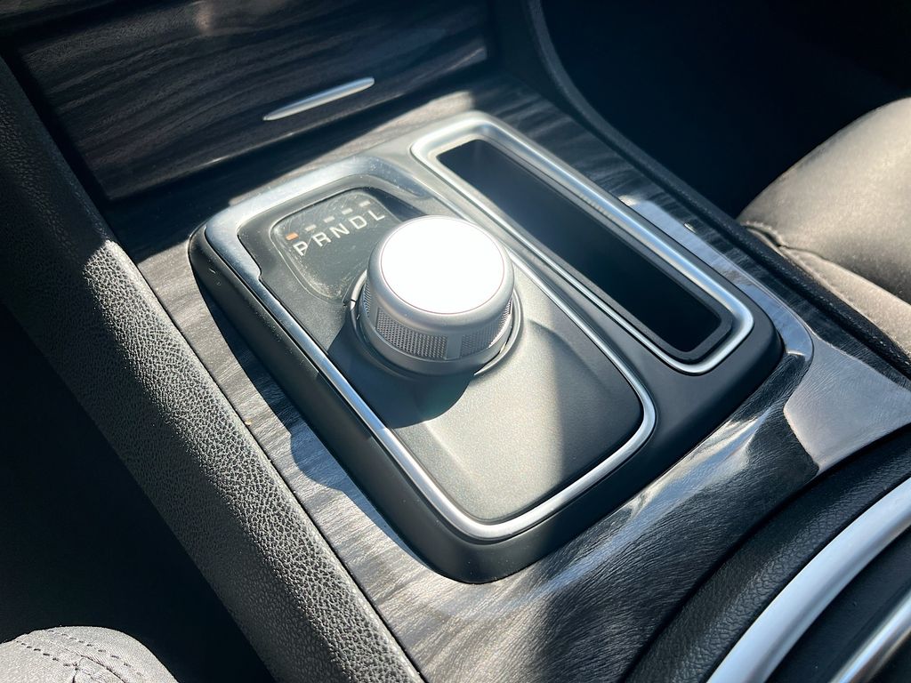 Used 2022 Gray Chrysler Touring image 16