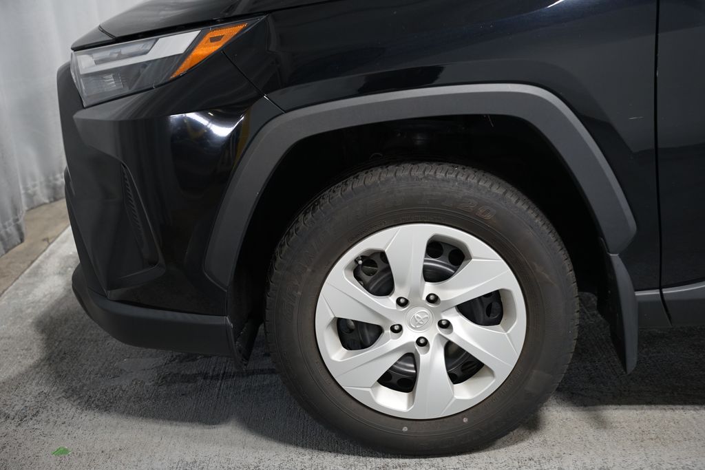 Thumbnail: 2023 Toyota RAV4 - 5