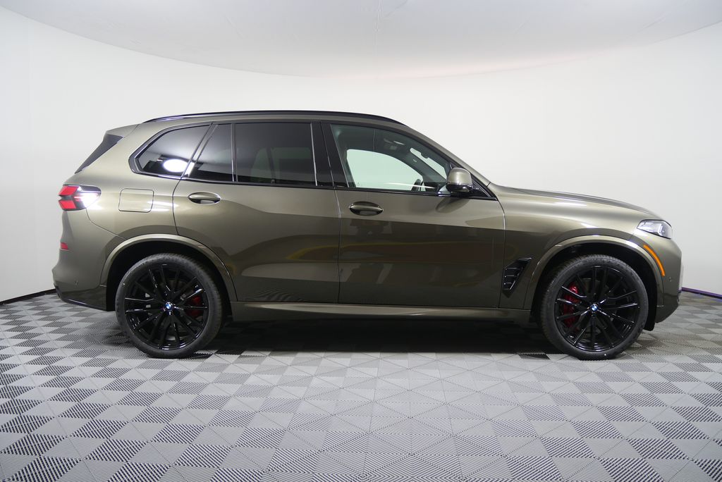Thumbnail: 2026 BMW X5 - 2