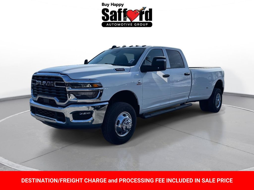 2026 RAM 3500 Tradesman Crew Cab LB DRW 4WD
