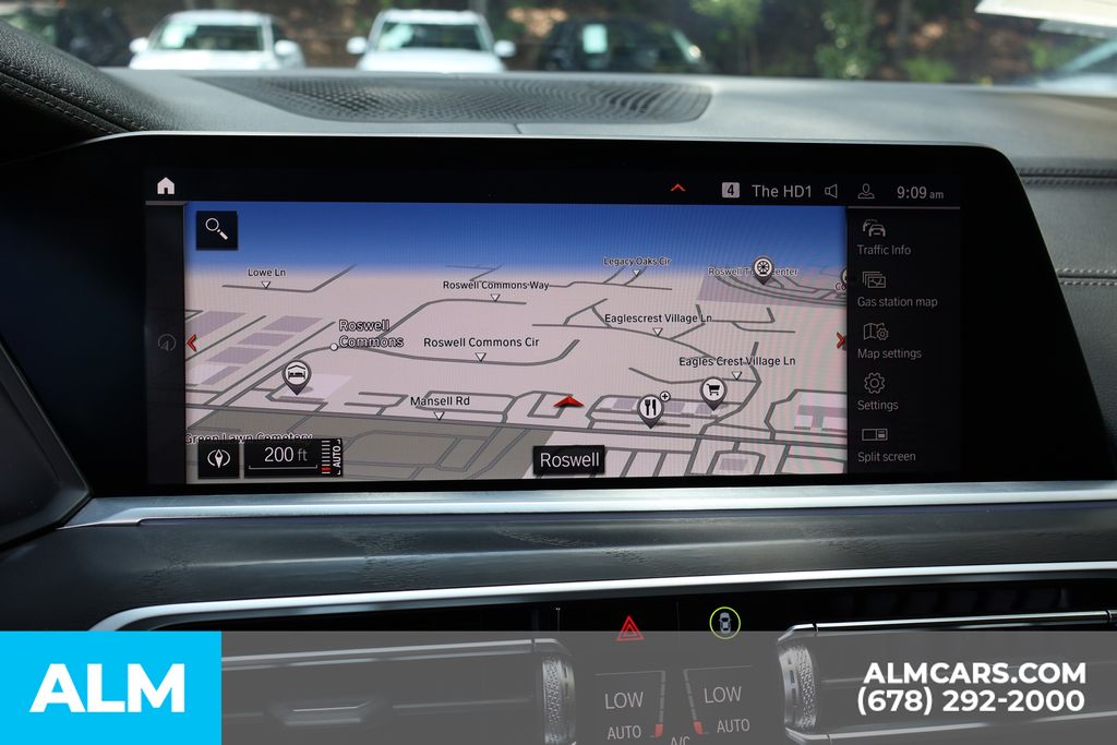 Used 2022 Gray BMW xDrive40i image 41
