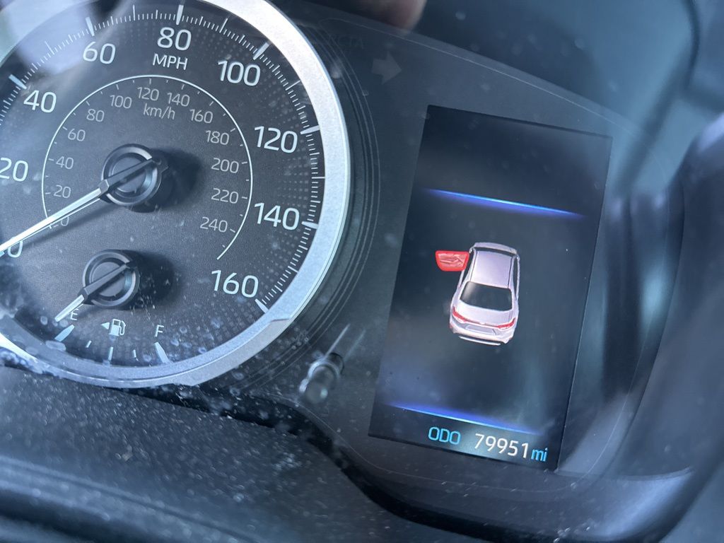 Thumbnail: 2021 Toyota Corolla - 9