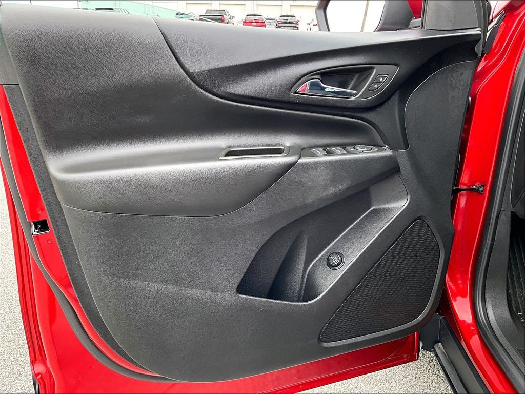2023 Chevrolet Equinox — photo 9