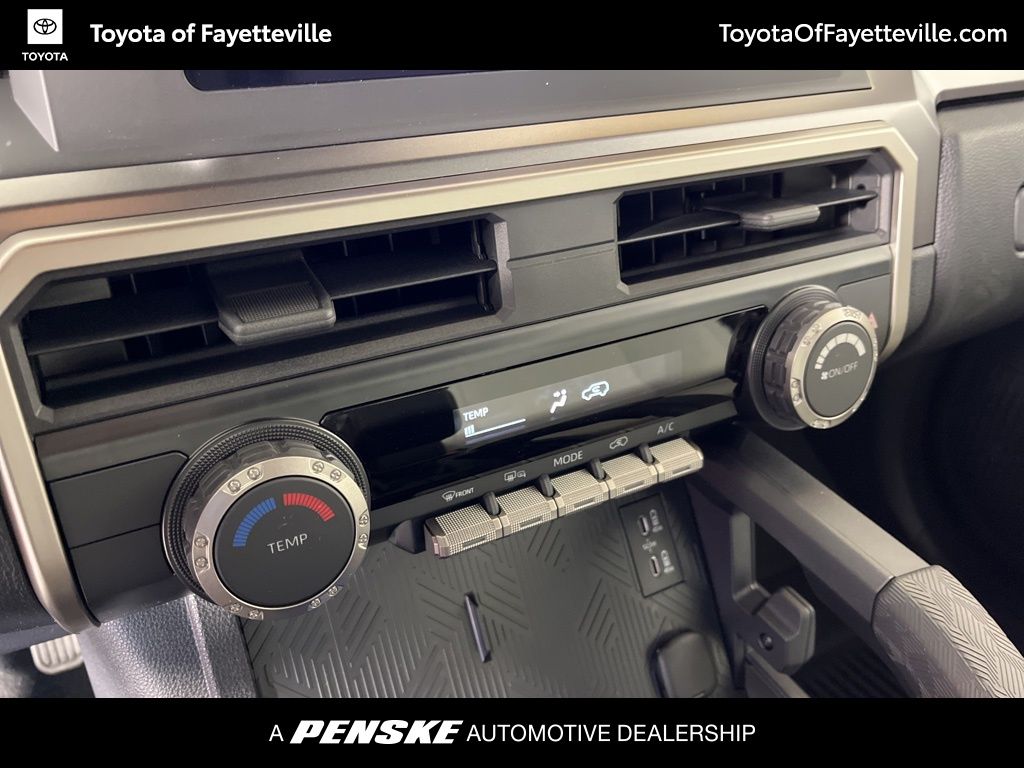 Thumbnail: 2025 Toyota 4Runner - 30