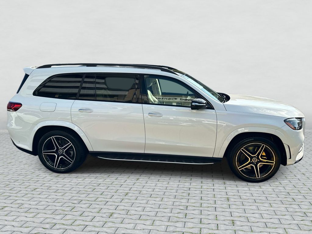 Thumbnail: 2021 Mercedes-Benz GLS - 4