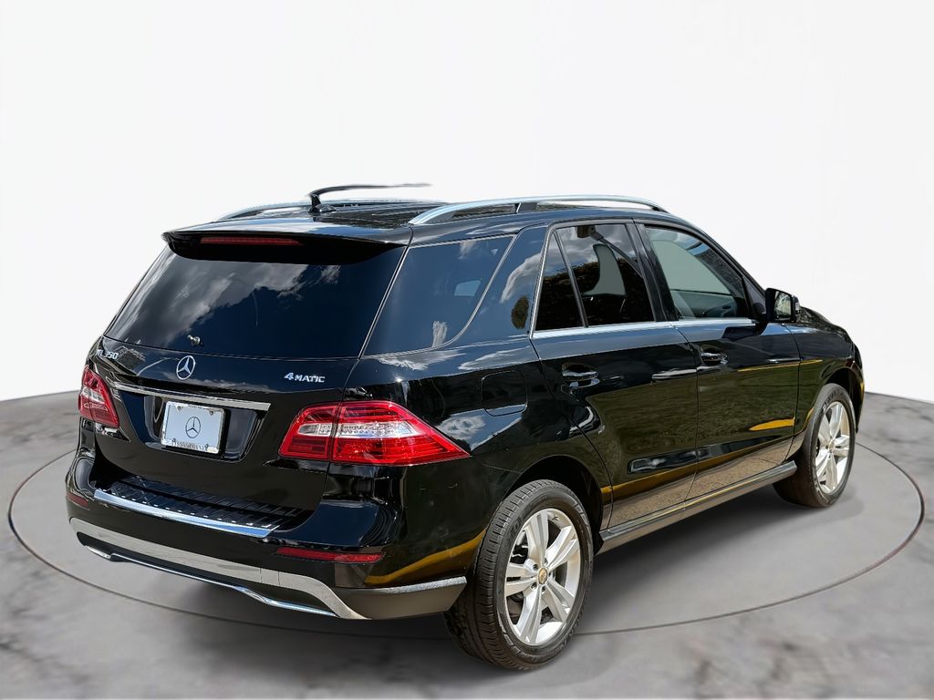 Thumbnail: 2015 Mercedes-Benz M-Class - 7