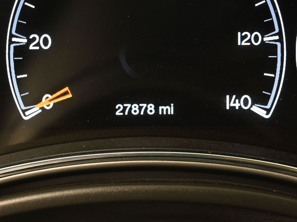 Used 2021 Diamond Black Crystal Pearlcoat Jeep Laredo X image 26