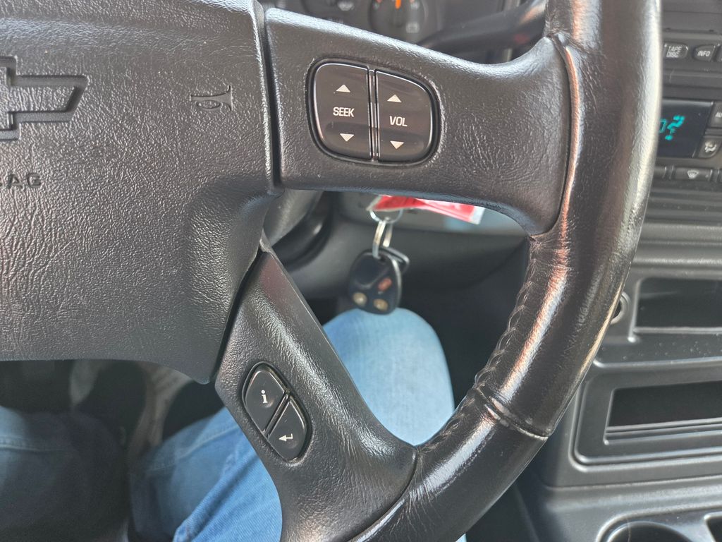 2005 Chevrolet Silverado 1500 LS