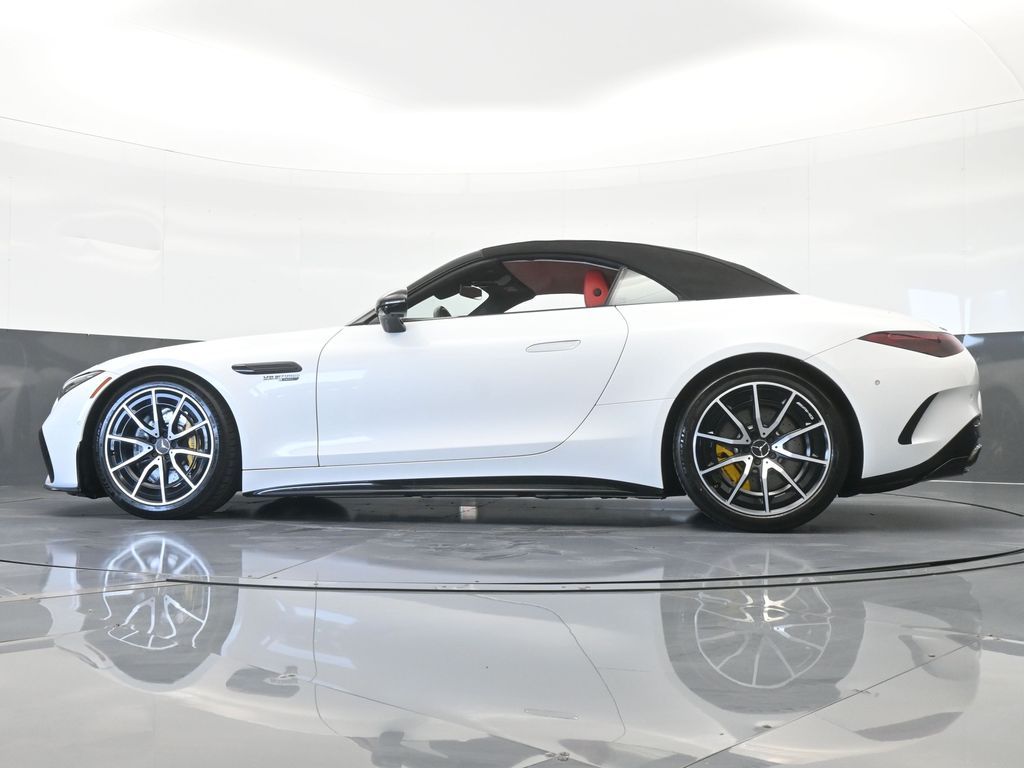 Used 2022 White Mercedes-Benz SL 63 AMG® image 67