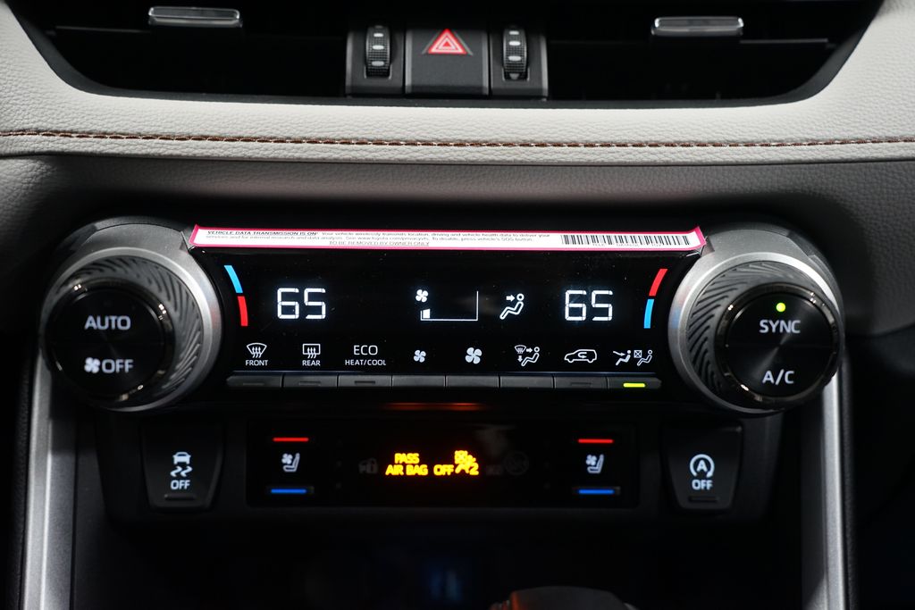 Thumbnail: 2024 Toyota RAV4 - 20