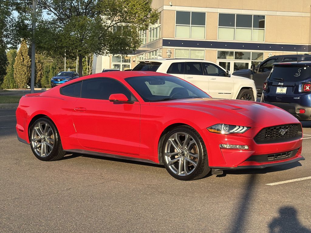2018 Ford Mustang EcoBoost Premium Coupe RWD