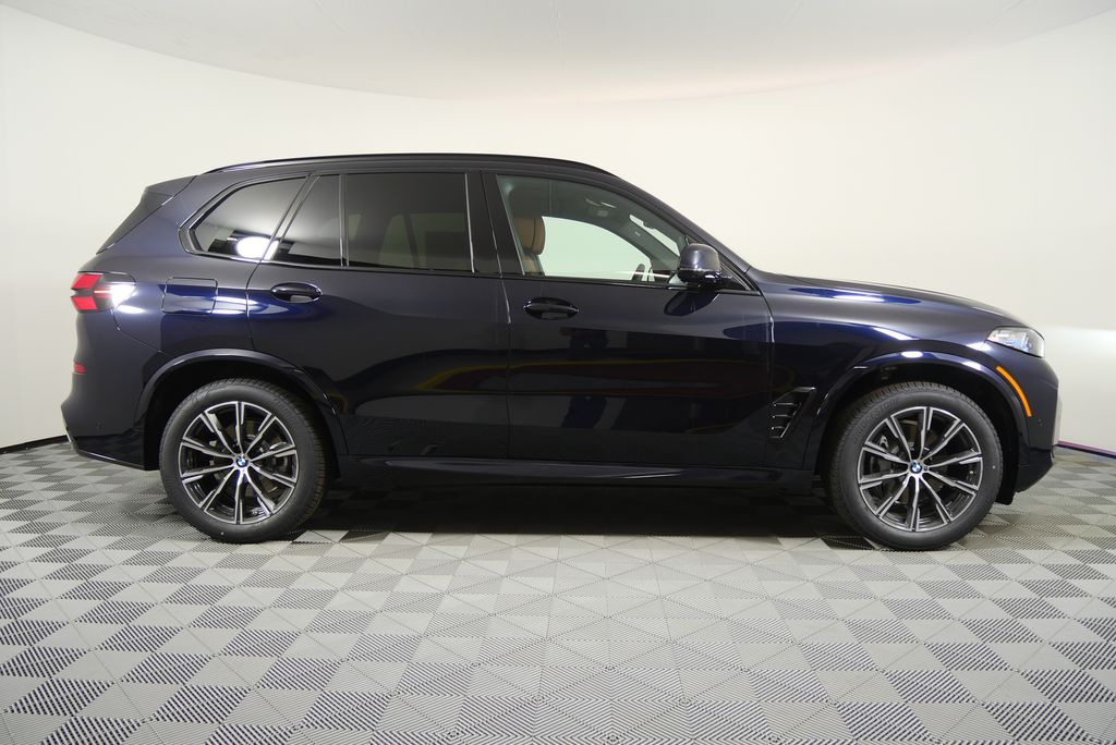 Thumbnail: 2026 BMW X5 - 2