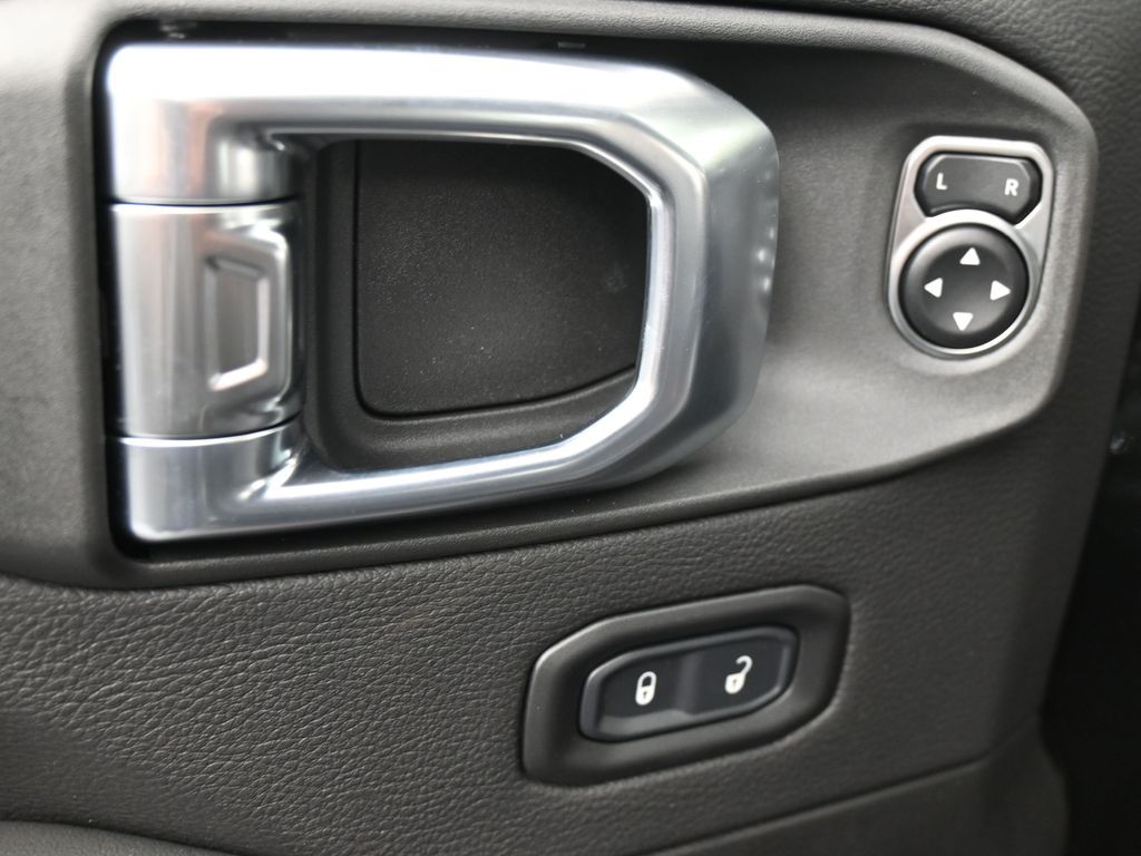 New 2026 Black Clearcoat Jeep Rubicon image 23