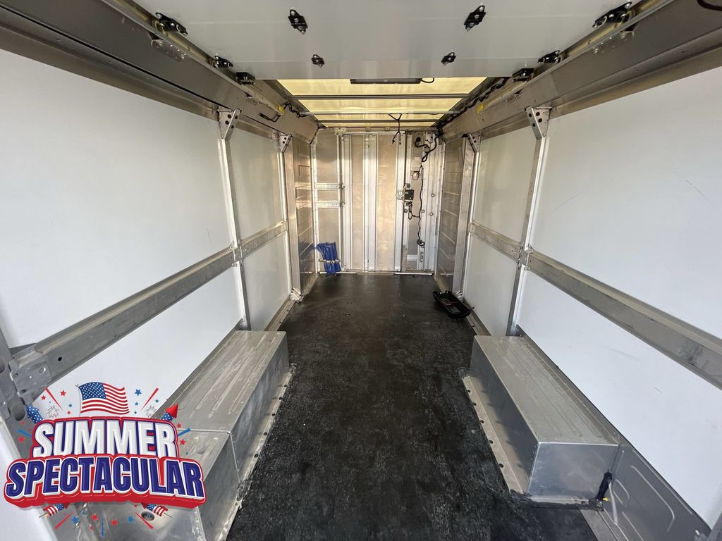 Used 2024 Brightdrop Zevo 600 Van