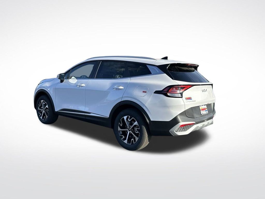 2025 Kia Sportage EX photo