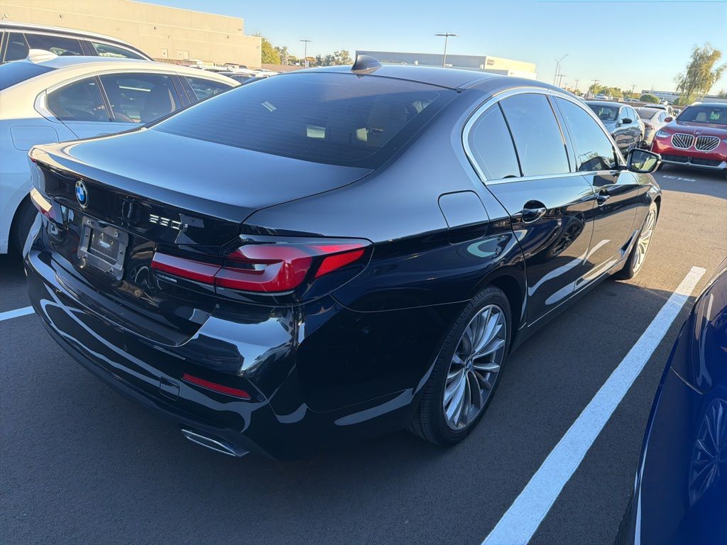 Thumbnail: 2023 BMW 5 Series - 4