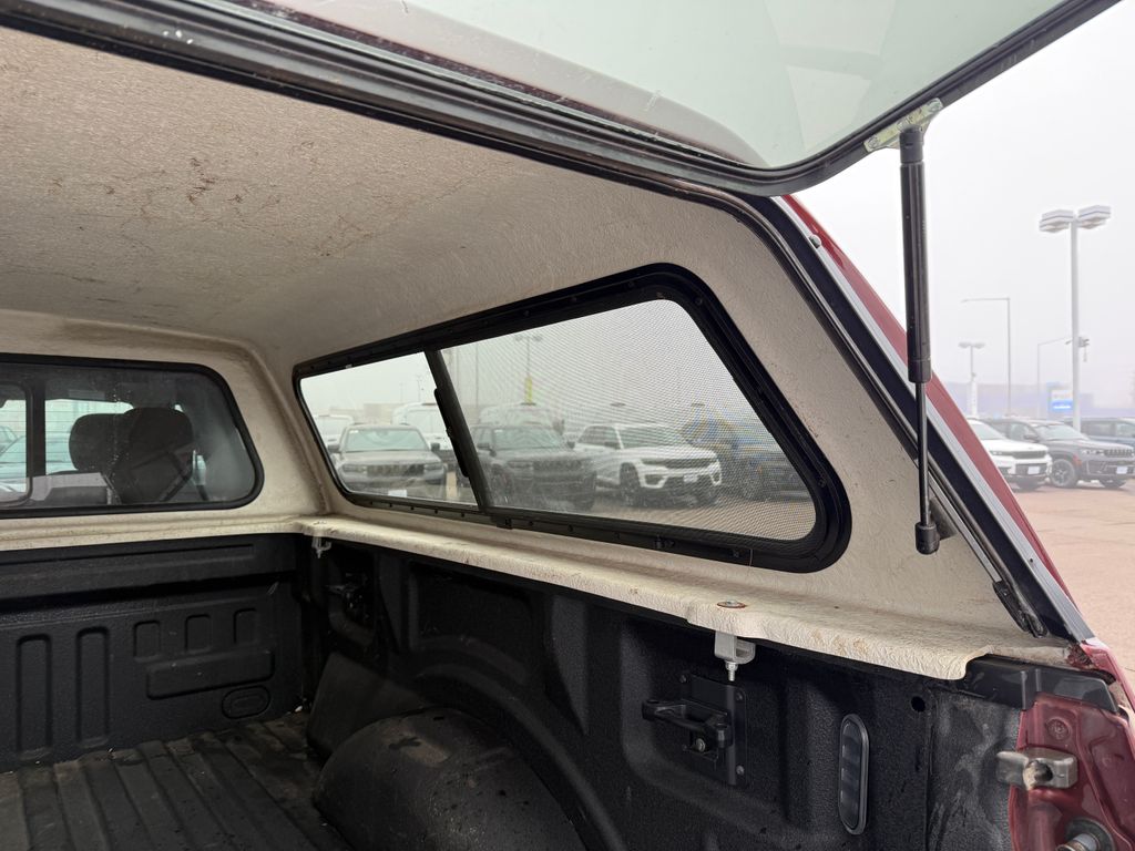 Used 2017 Brown Ford XLT image 28