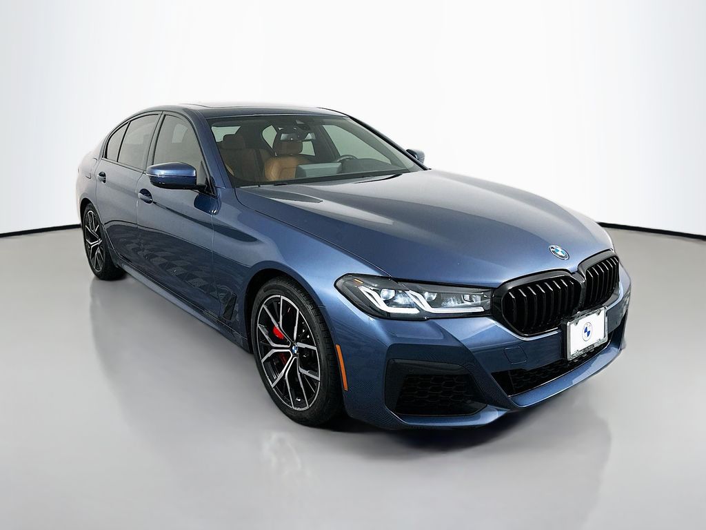 Thumbnail: 2023 BMW 5 Series - 3