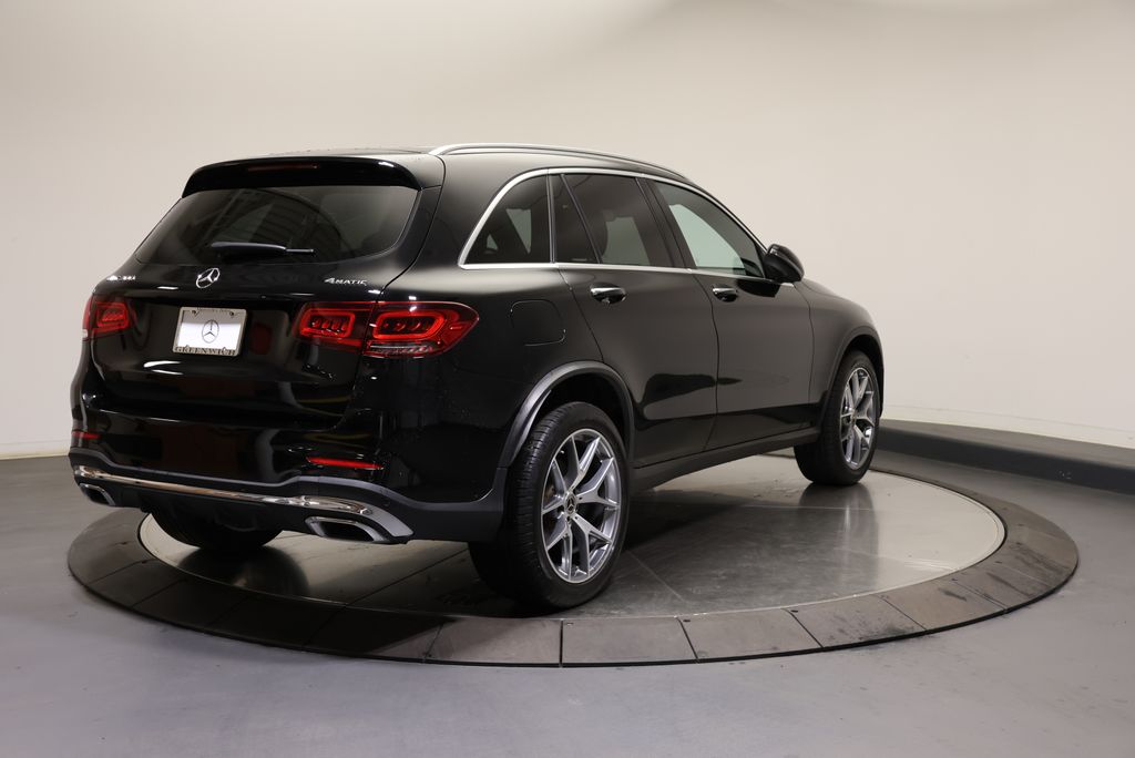 Thumbnail: 2022 Mercedes-Benz GLC - 7