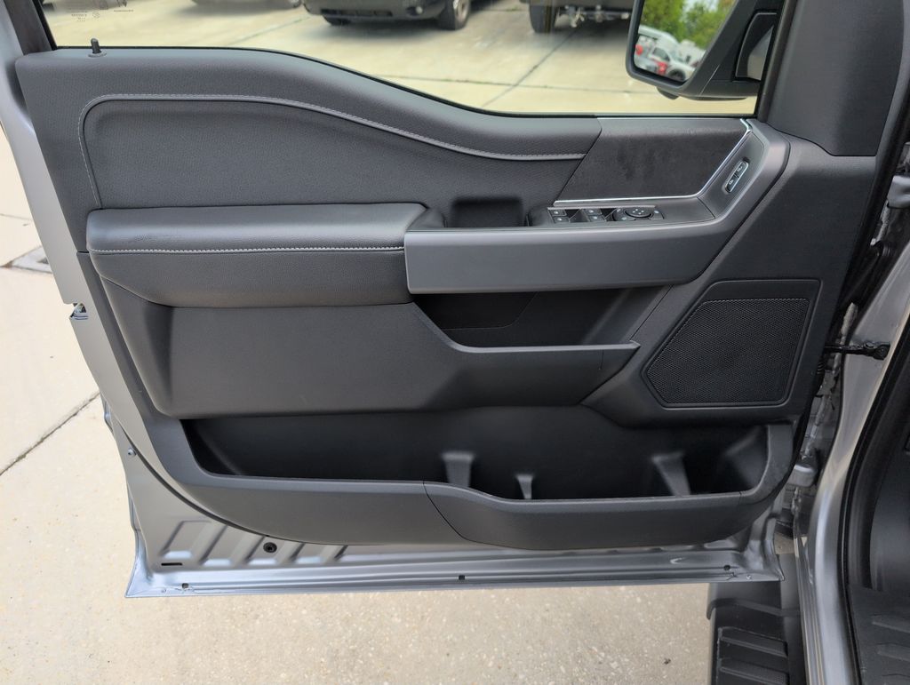 New 2026 Silver Ford XLT image 28