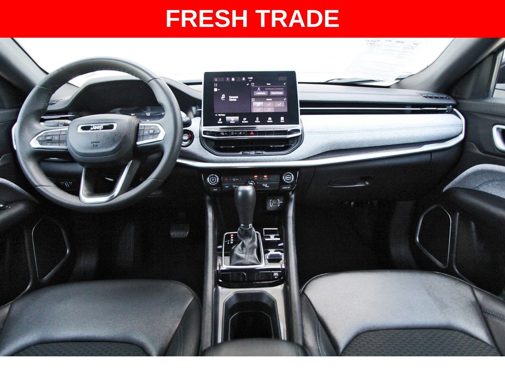 2024 Jeep Compass Latitude - 8