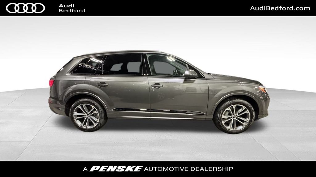 Thumbnail: 2026 Audi Q7 - 7