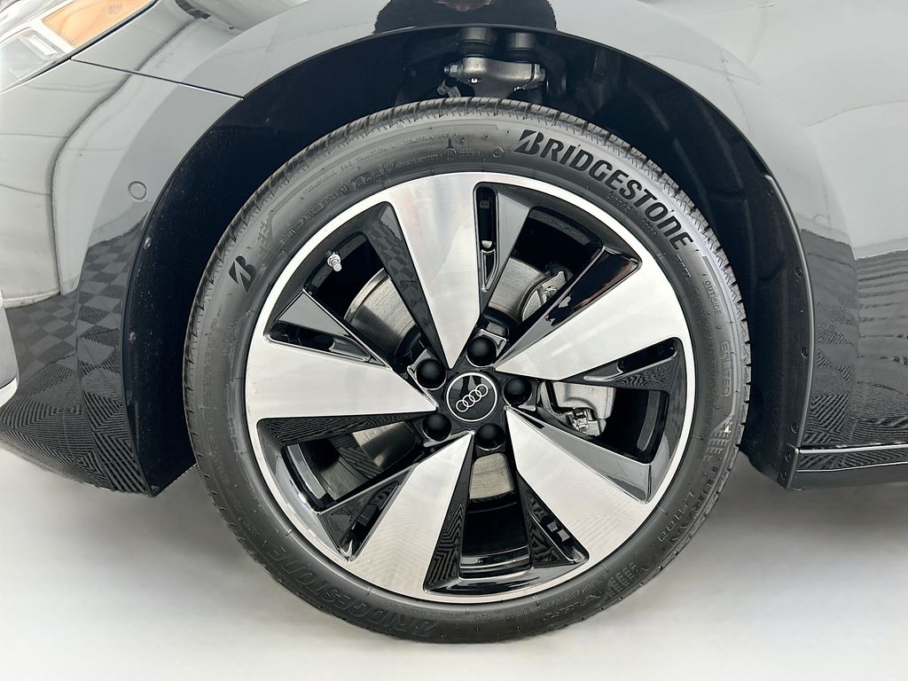 Thumbnail: 2025 Audi A5 - 29