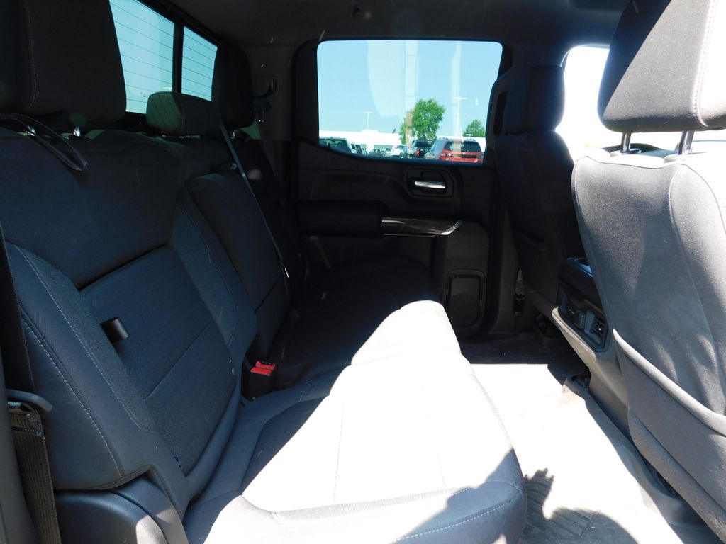 2021 Chevrolet Silverado 1500 RST 4