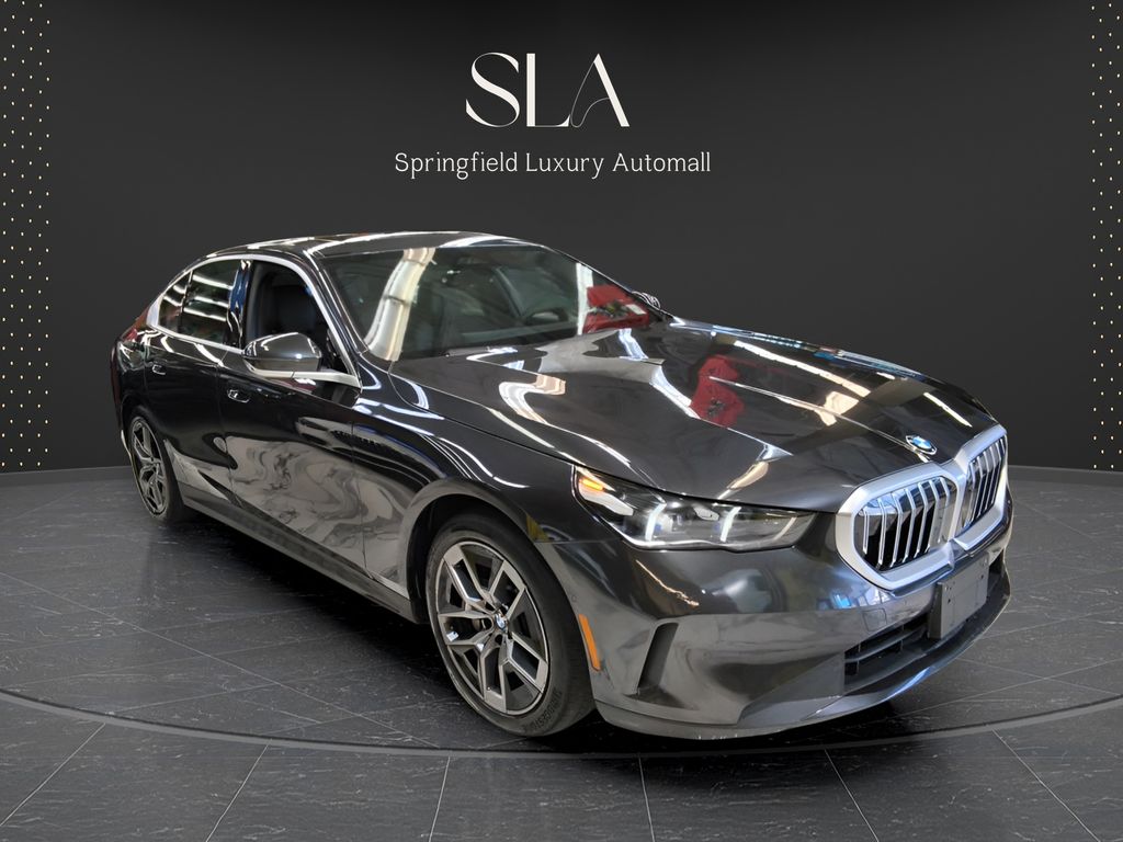 Gray (Dark Graphite) 2026 BMW 5 Series Sedan All-Wheel Drive 8-Speed Automatic