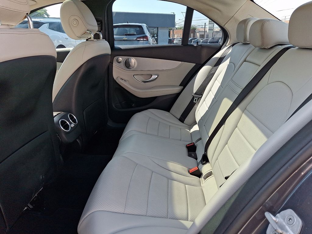 2016 Mercedes-Benz C-Class C 300 - 11