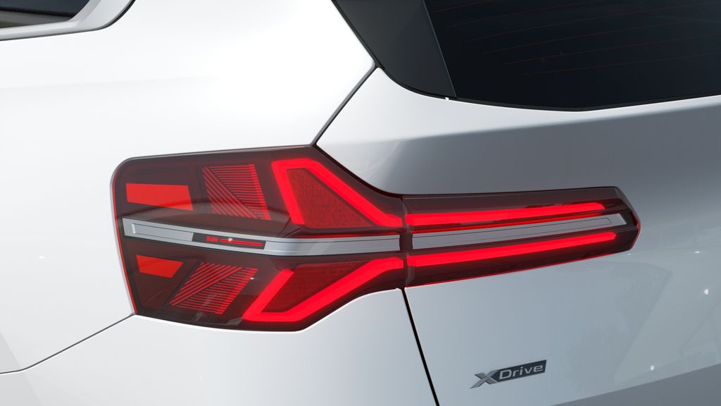 Thumbnail: 2026 BMW X3 - 32