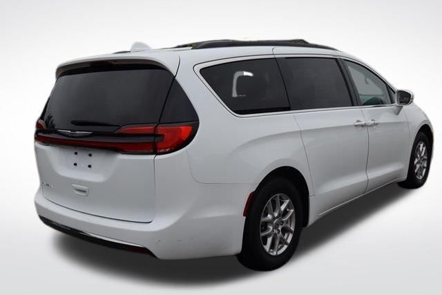 2022 Chrysler Pacifica Touring L 7