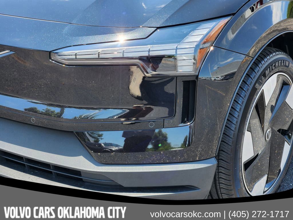 2025 Volvo EX30 Plus - Photo 9