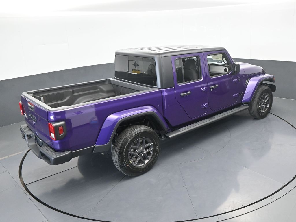 New 2026 reign Jeep Sport S image 43