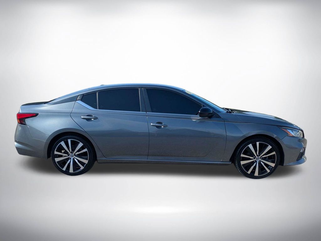 Used 2020 Nissan Altima SR with VIN 1N4BL4CV2LC220232 for sale in Albany, GA