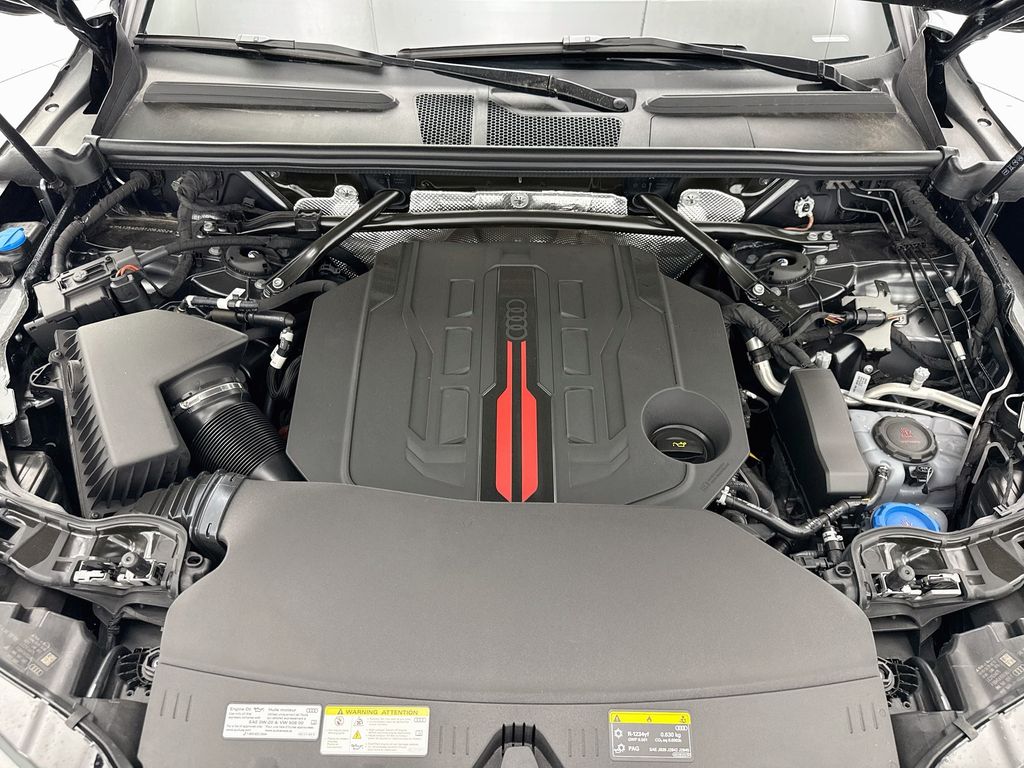 Thumbnail: 2026 Audi SQ5 - 28