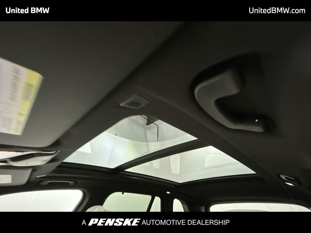 Thumbnail: 2026 BMW X5 - 20