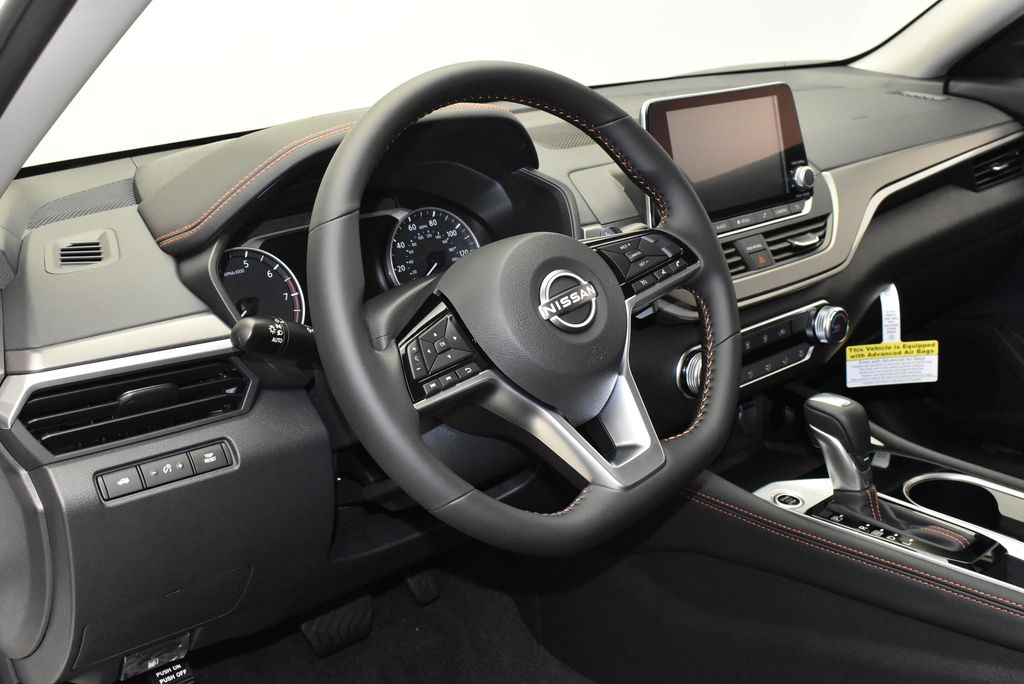 Thumbnail: 2025 Nissan Altima - 16