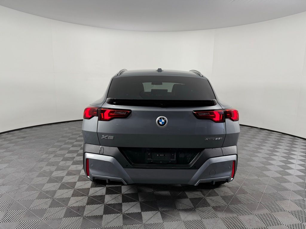 2025 BMW X2 xDrive28i 6
