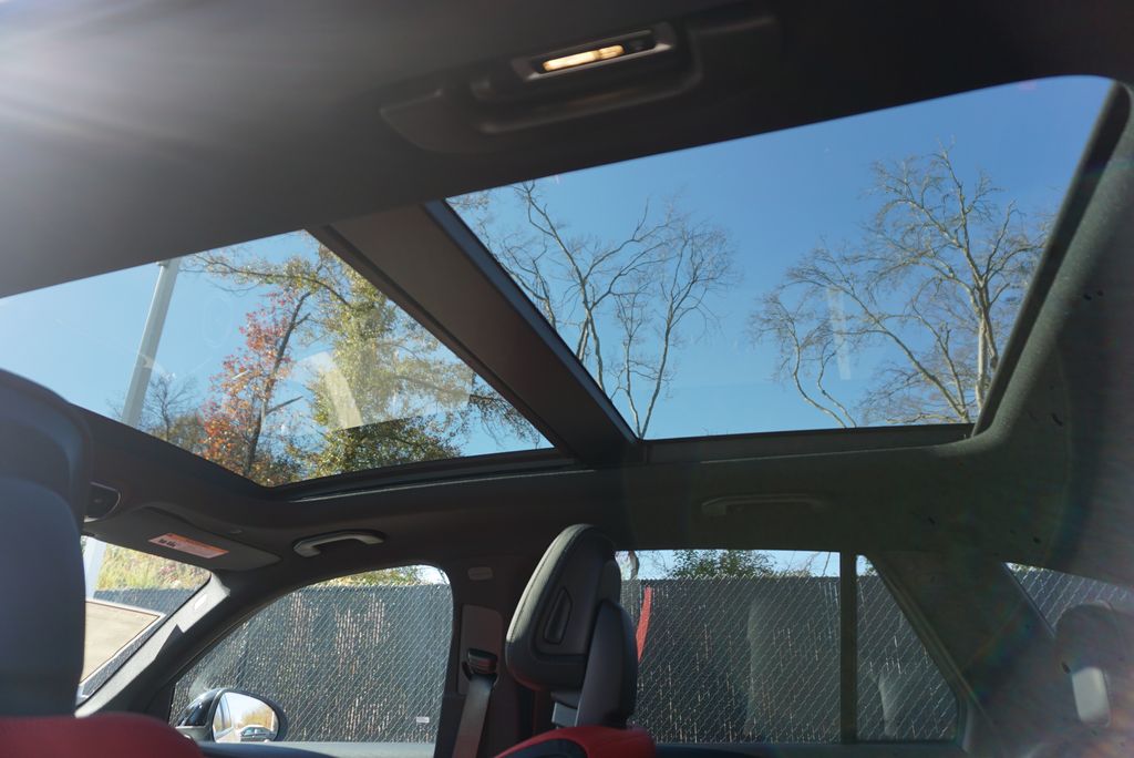 Thumbnail: 2026 Mercedes-Benz GLC - 16