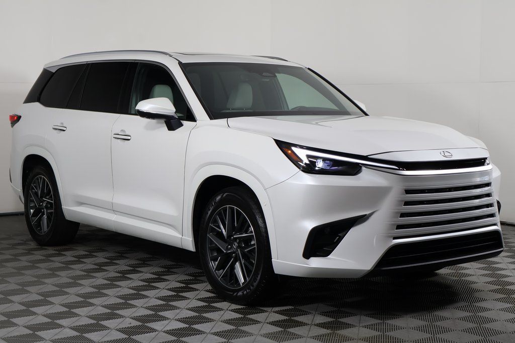 Thumbnail: 2025 Lexus TX - 3