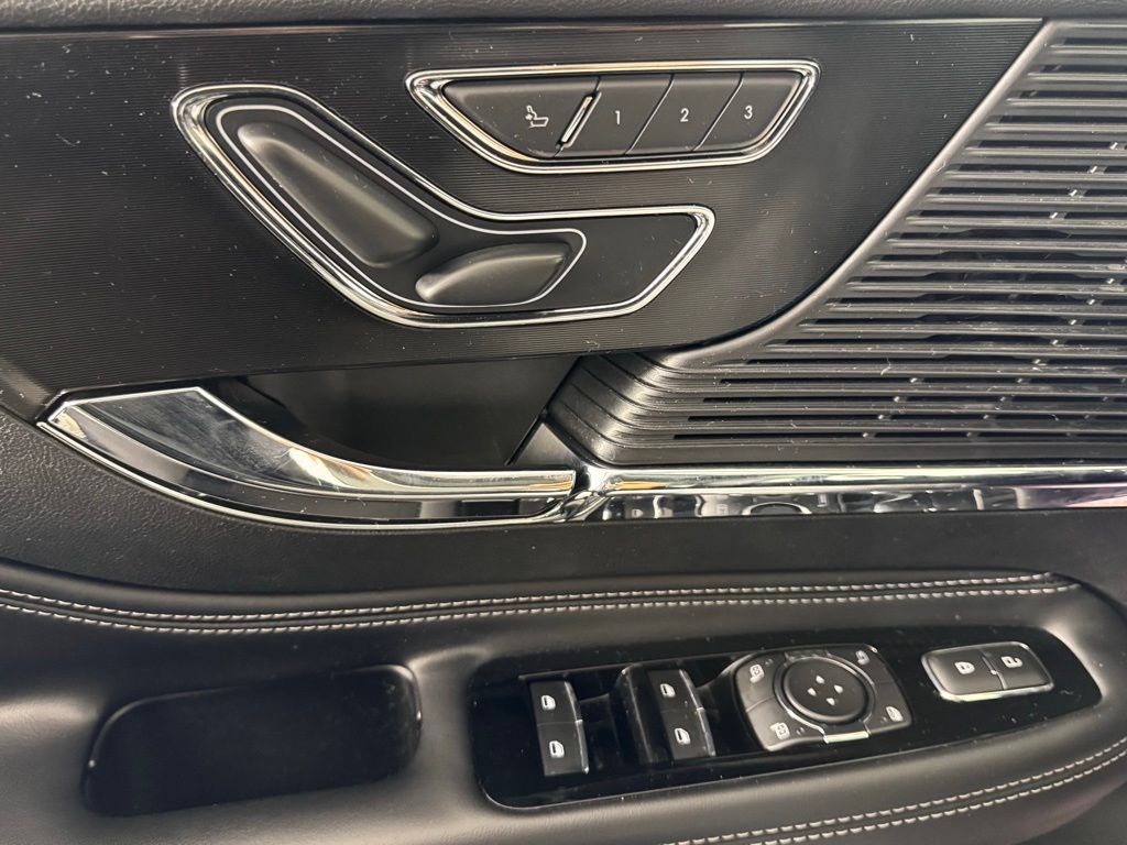 Certified Used 2022 Silver Lincoln Standard image 17