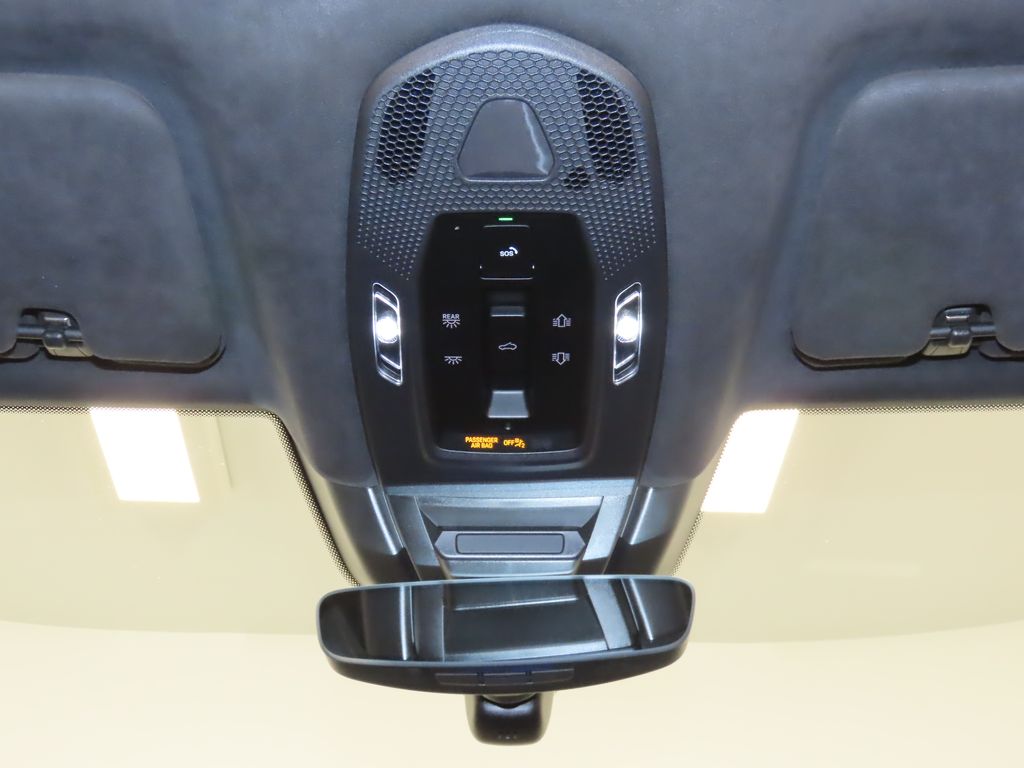 Thumbnail: 2025 Porsche Cayenne - 31