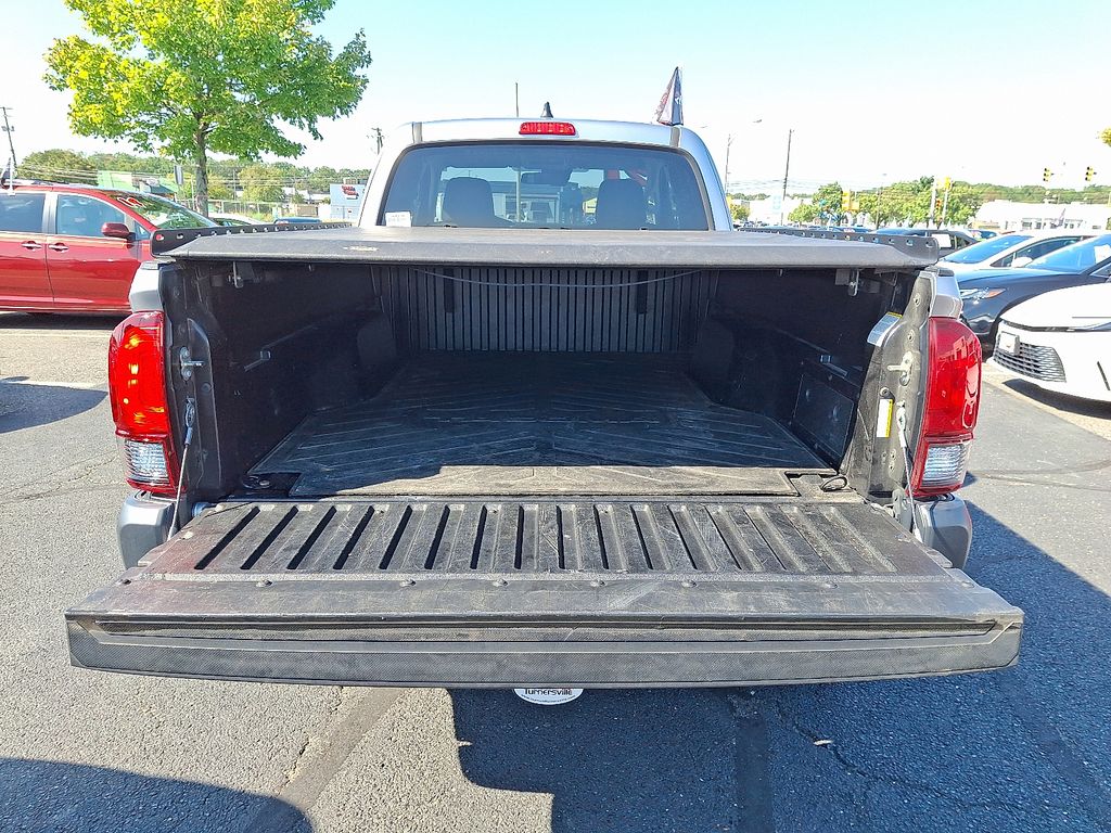 Thumbnail: 2021 Toyota Tacoma - 29