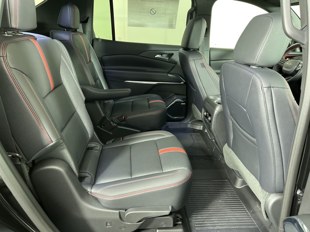 Thumbnail: 2026 Chevrolet Traverse - 15