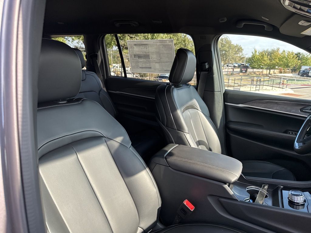 New Car 2025 Jeep Grand Cherokee L  Limited For Sale Under $50,000 In Austin, Texas