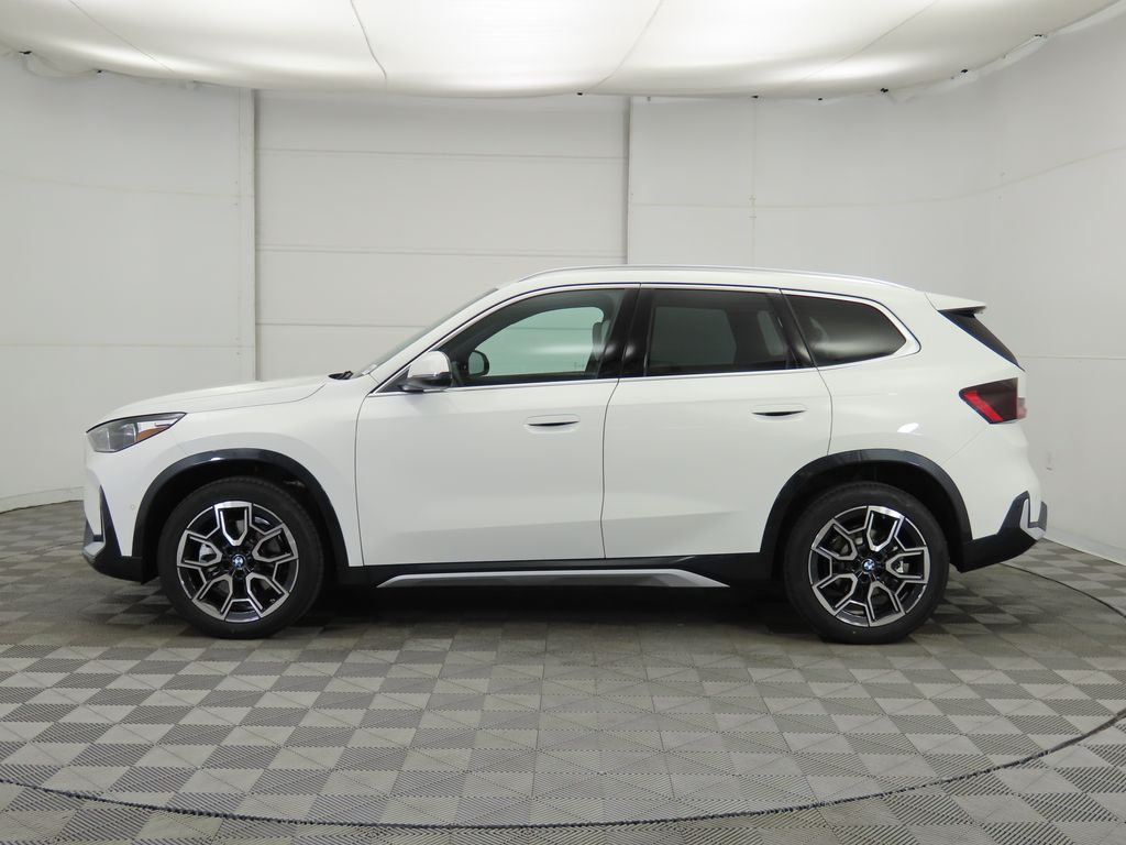 Thumbnail: 2026 BMW X1 - 8