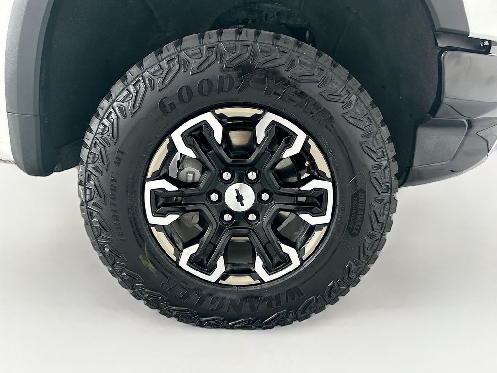 Thumbnail: 2023 Chevrolet Silverado 1500 - 30