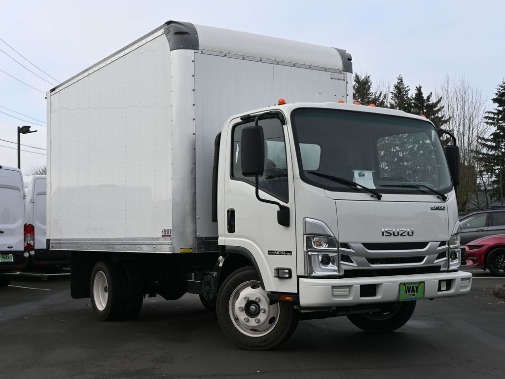 2024 Isuzu NPR HD 
