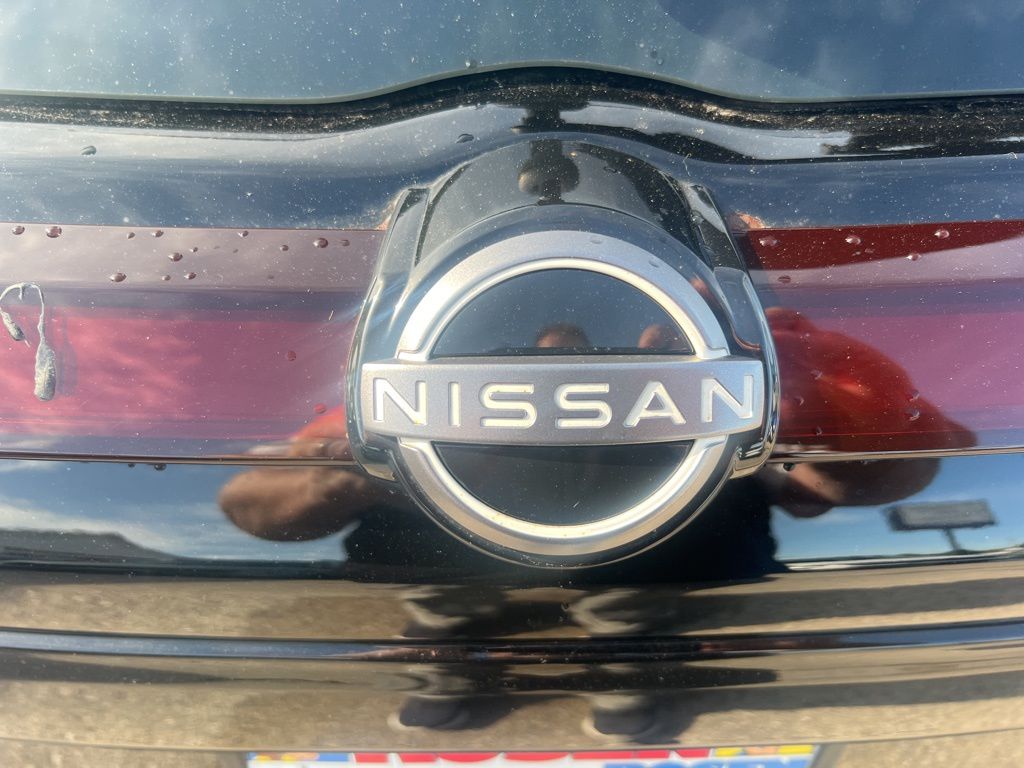 2022 Nissan Kicks SV photo